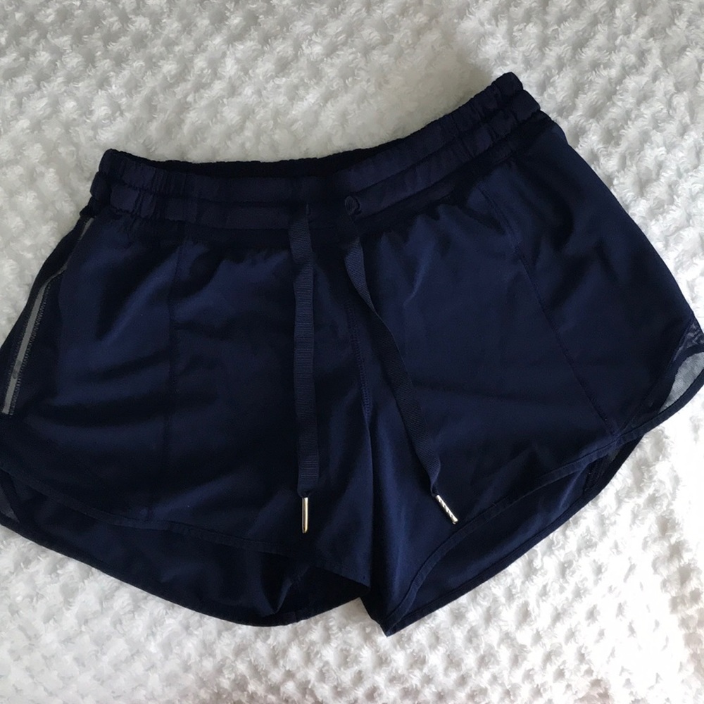 Lululemon Hotty Hot Short 4”